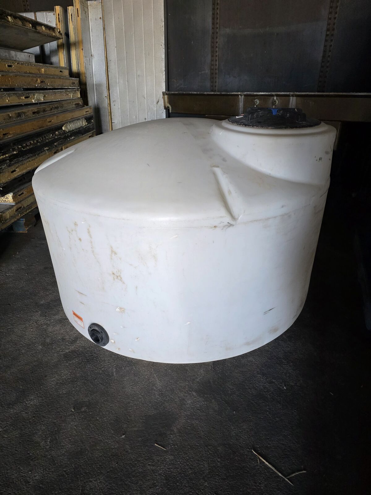 Water Tank 500 Gallon $650