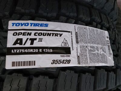 275/65r20 toyo open country at lll