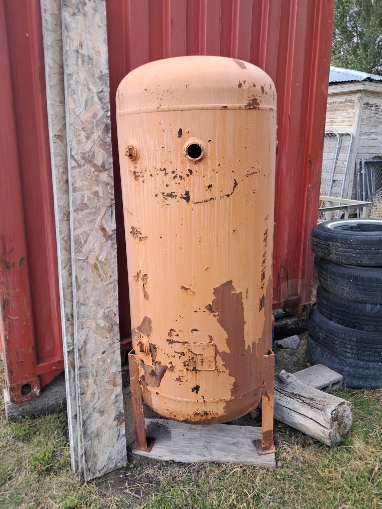 Large Air Tank 