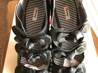 CHOOSE - Olsenboye Size 7B Madeline Black Zipper Heels Open Toe or