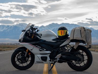 Yamaha R3 2019