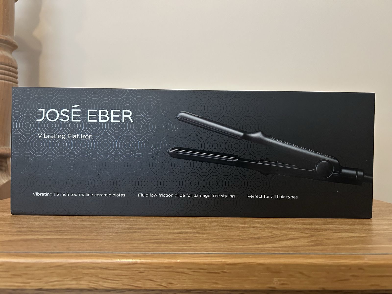José Eber Vibrating Flat Iron - Tourmaline Ceramic Plates, Dual Voltage 110/240V Sealed Box