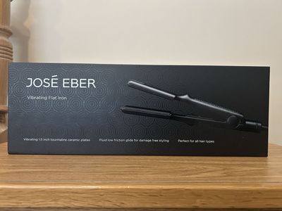 José Eber Vibrating Flat Iron - Tourmaline Ceramic Plates, Dual Voltage 110/240V Sealed Box