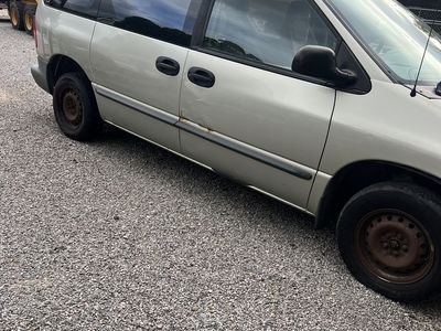 2000 CHRYSLER VOYAGER Base
