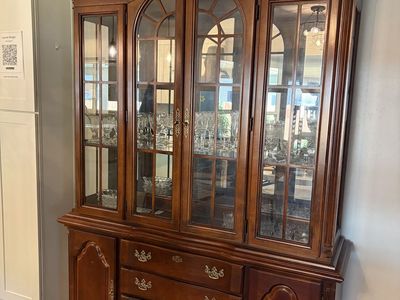 Large Traditional China Cabinet / Hutch – Excellent Condition