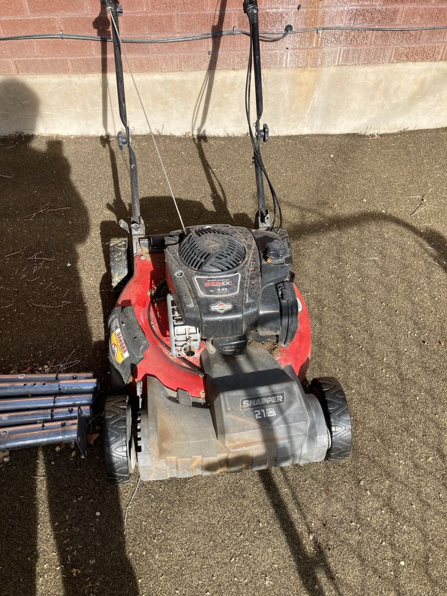 Snapper 21" Self-Propelled Lawn Mower