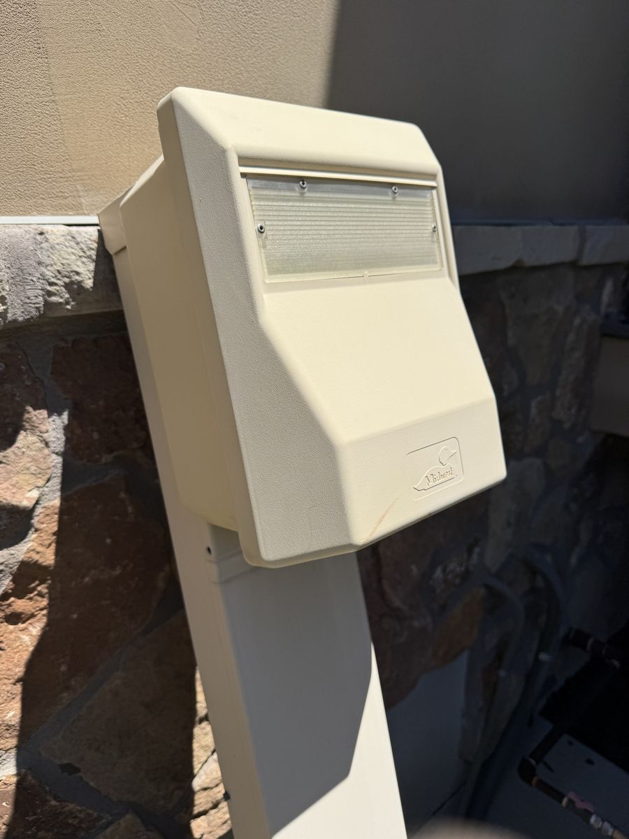 Unmetered RV Pedestal Direct Burial 50/20 Amp Power Outlet