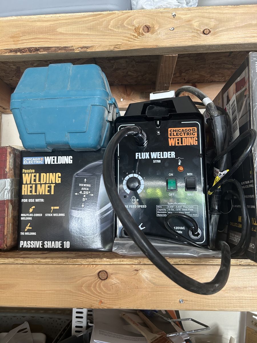 Flux Welder 110 v with helmet