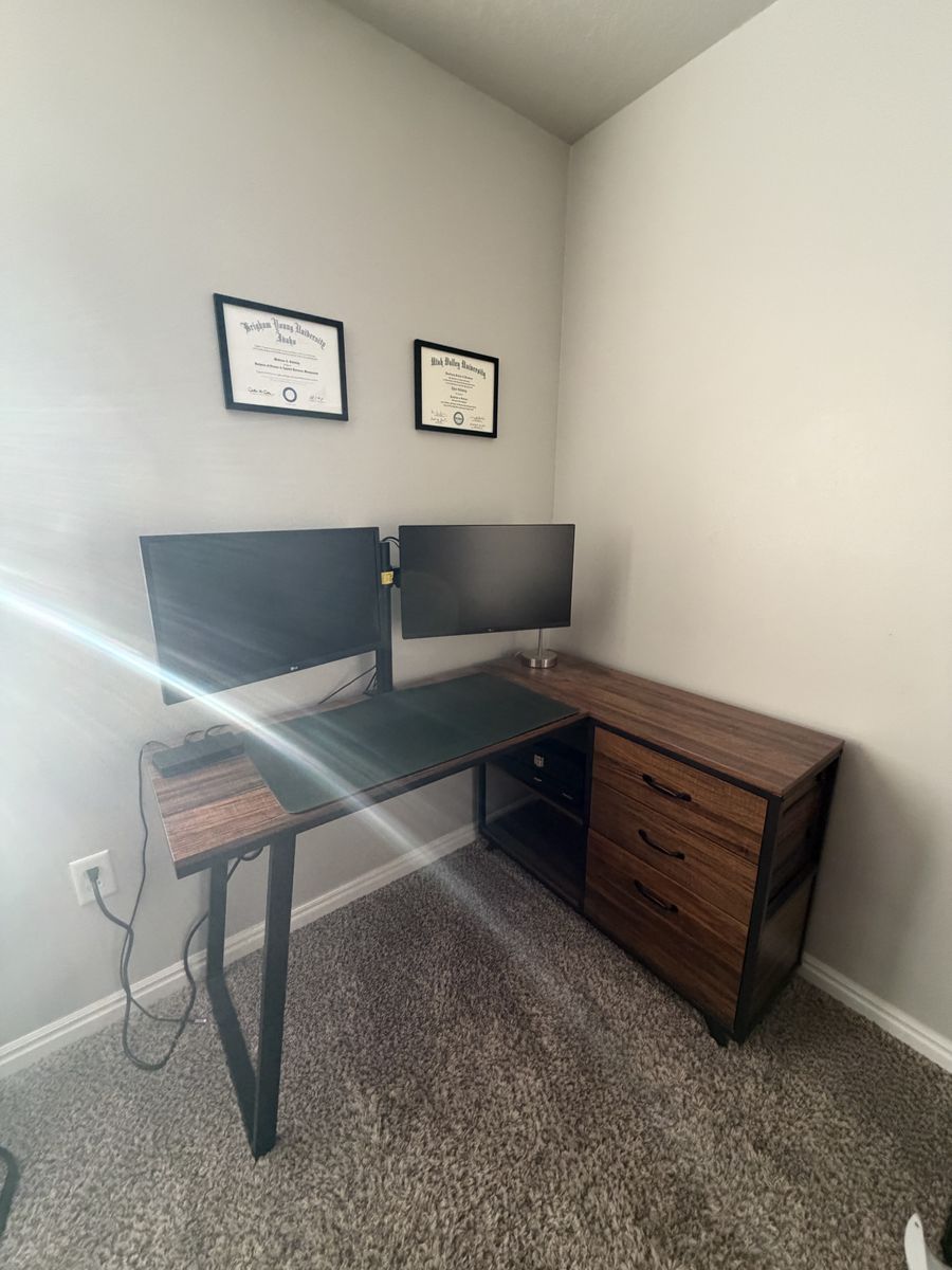 Corner Desk