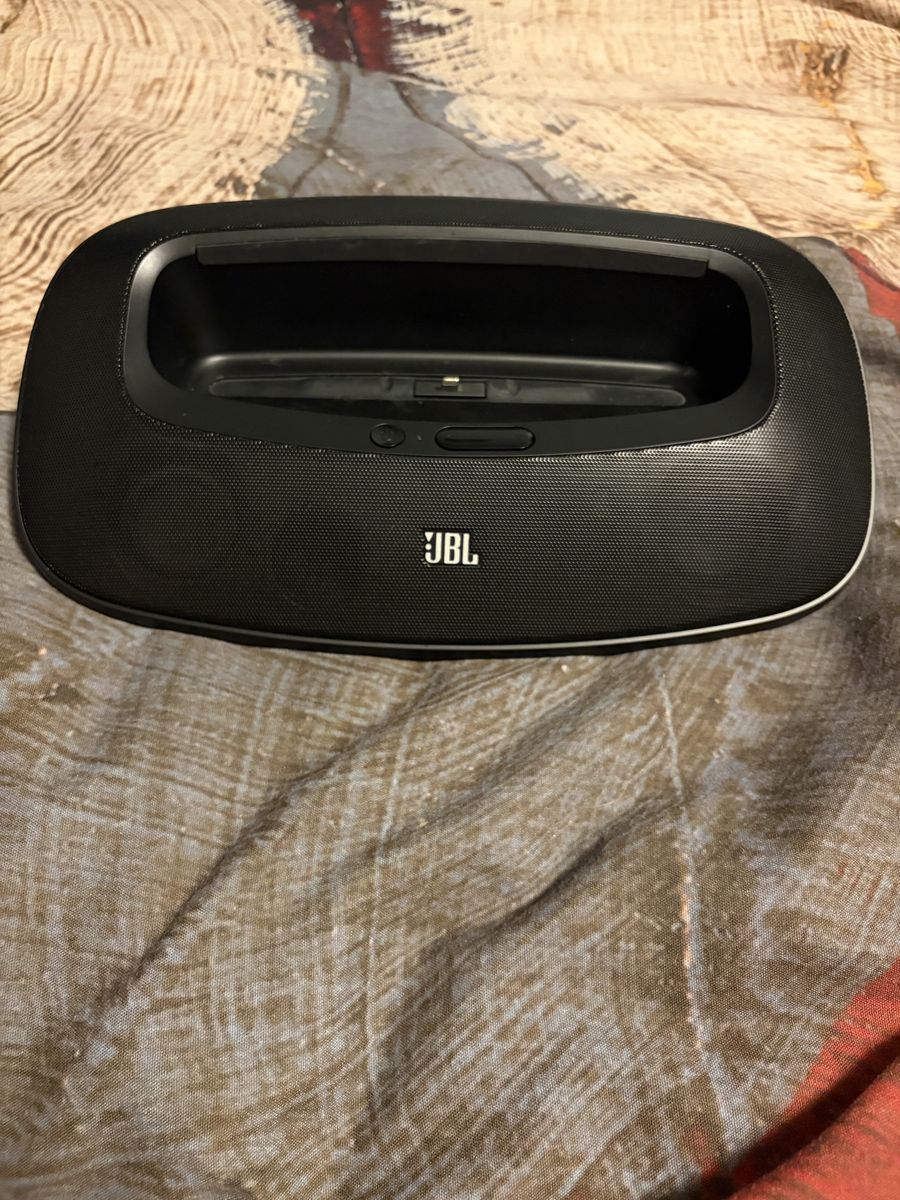JBL OnBeat Mini Lightning Dock Speaker - Bluetooth/Portable Audio