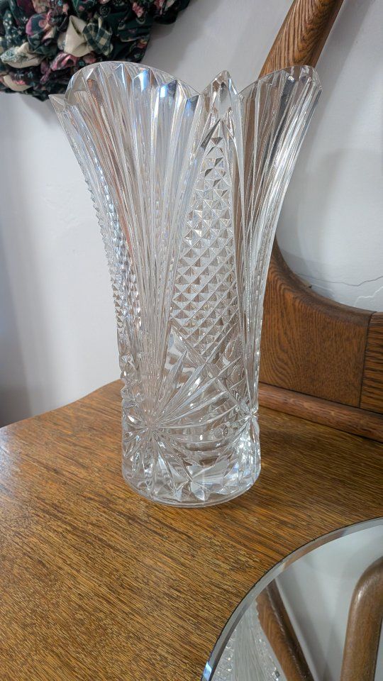 Beautiful leaded Crystal vase for Mother's Day