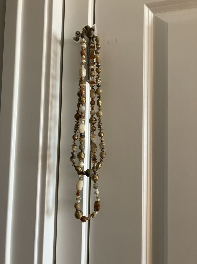 Neutral Tones Necklace Set