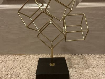 Geometric Gold Cube Decor on Black Base - Modern Abstract Sculpture