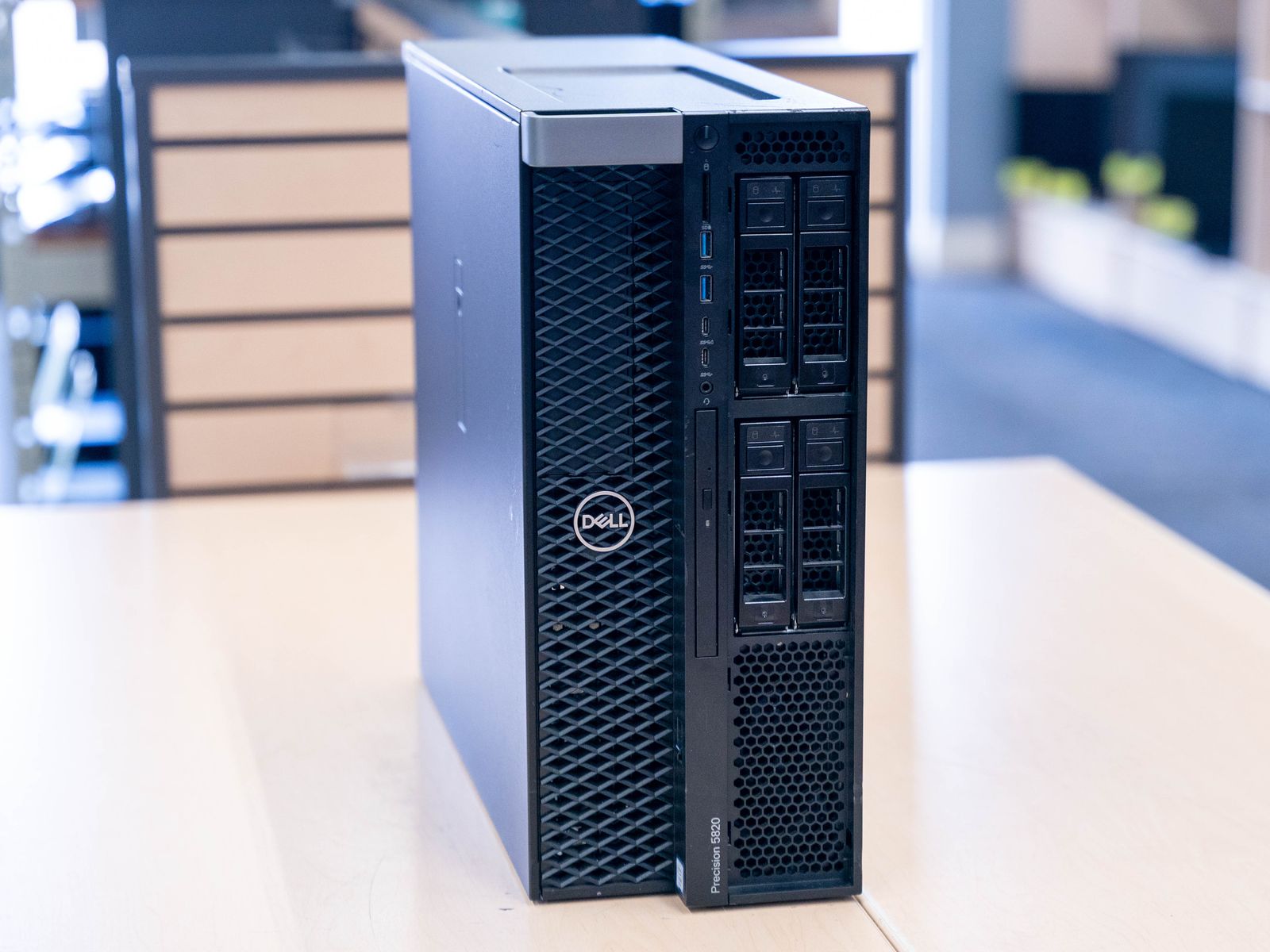 Dell Precision 5820 | Intel Xeon W-2133, 32GB RAM, No Storage Drive