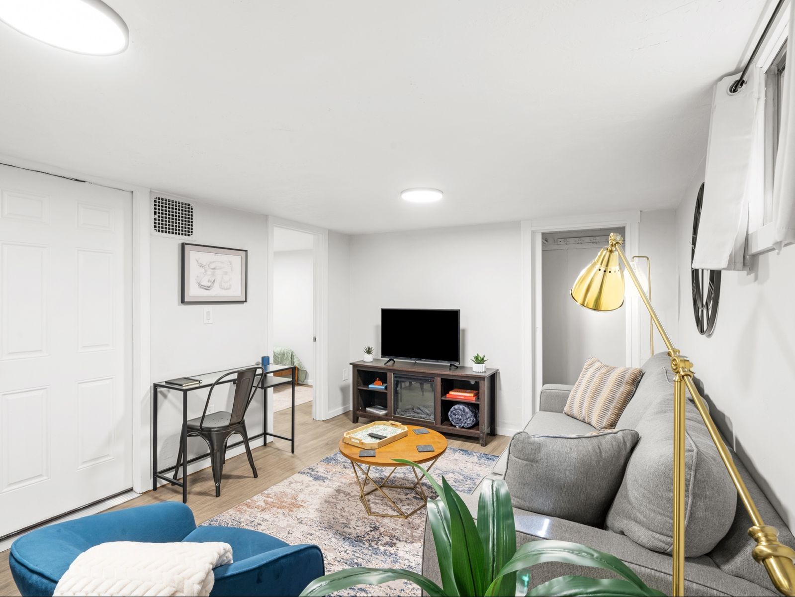 Furnished Apartment Rental - Laundry, Utilities