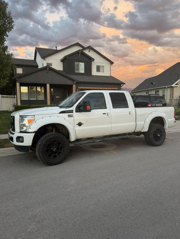 2012 Ford F-250 Lariat