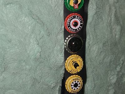 LE Little Earth Soda Pop Top Bottle Cap BELT Car Seat Buckle Rubber Retro Black