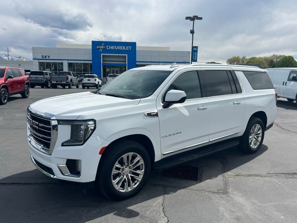 2021 GMC Yukon XL SLT