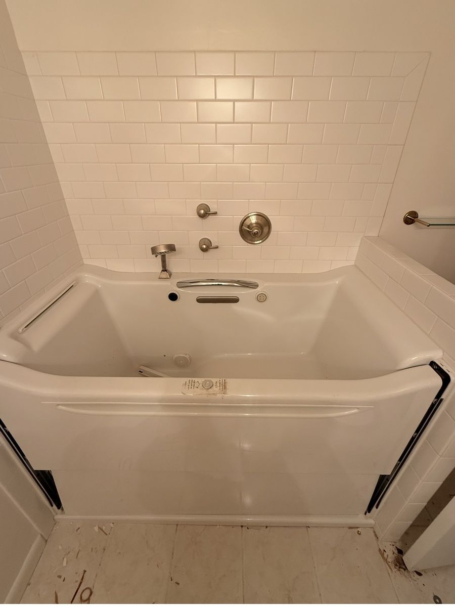 Kohler walk in bathtub