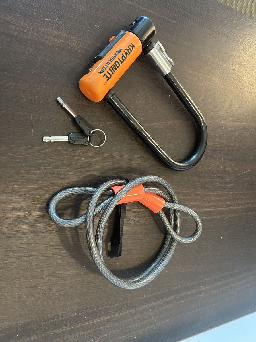 Bike Lock - Kryptonite U-Lock with Keys and Cable