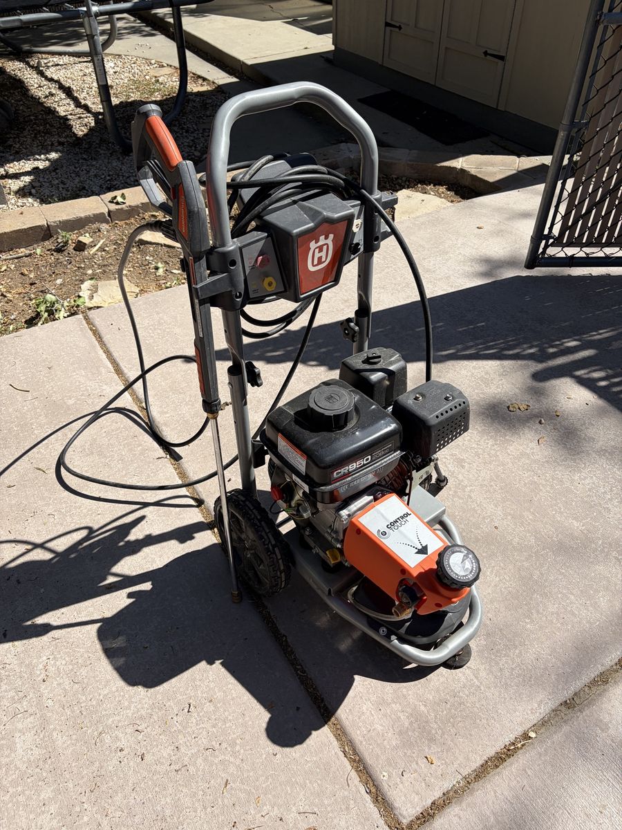 Husqvarna CR950 2000 PSI Gas Pressure Washer - Control Touch, Like New Condition