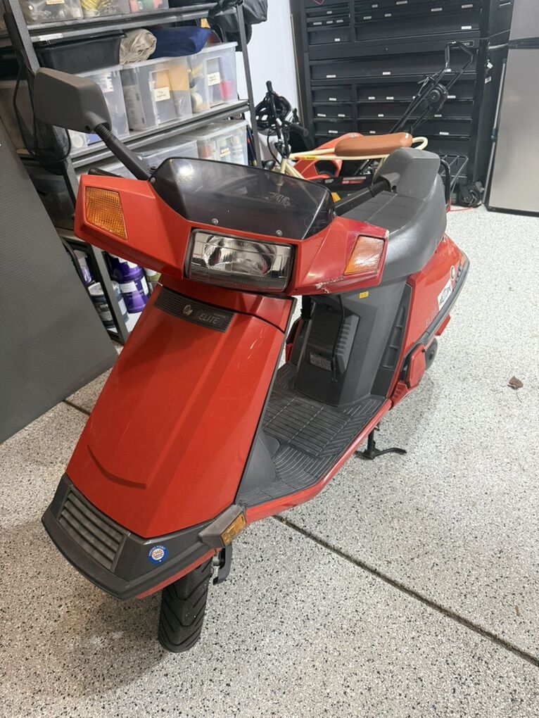 Honda Elite 80 Moped Scooter