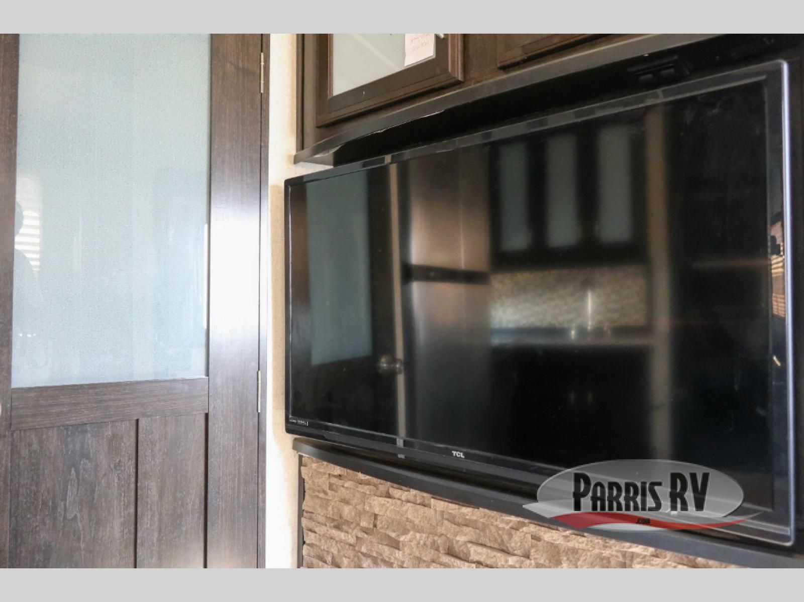 Main image 28