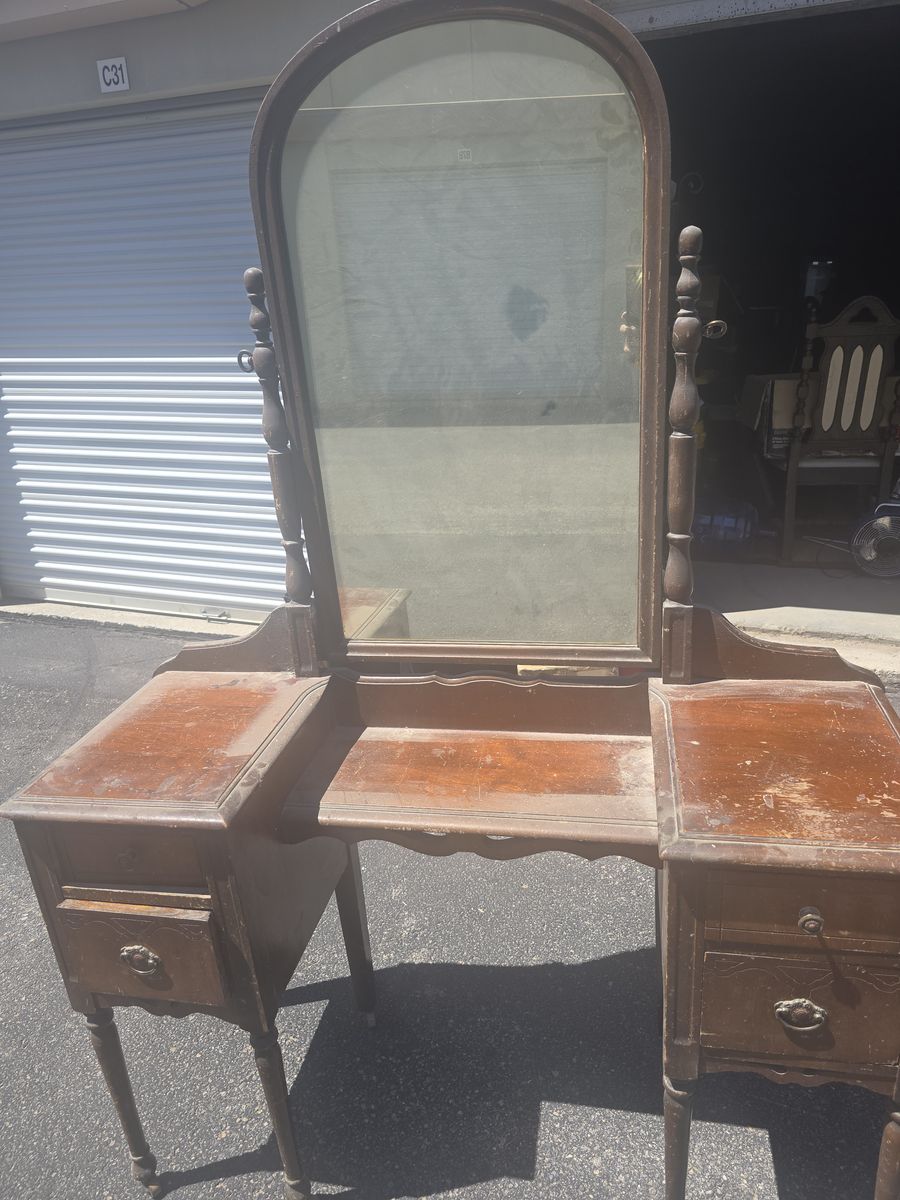Main image 2