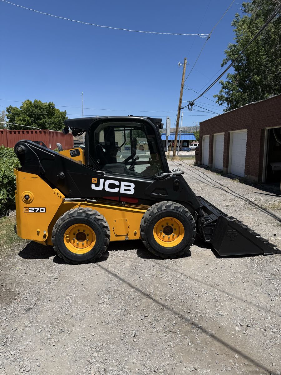 JCB 270 Skid Steer