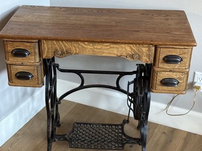 Sewing Machine Table