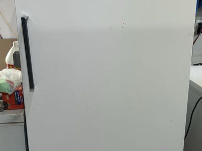 21 cubic foot freezer