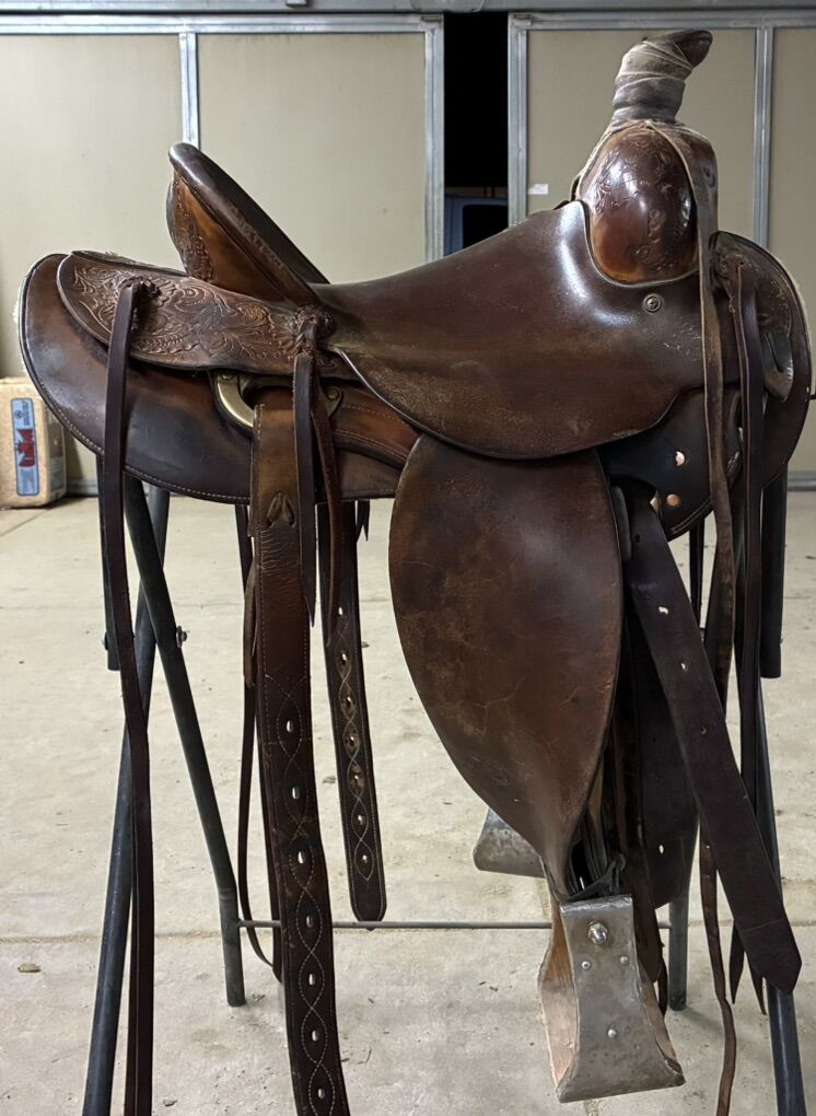 14 1/2 Saddle