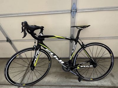 Fuji Gran Fondo Road Bike Black and Yellow Used Excellent Condition