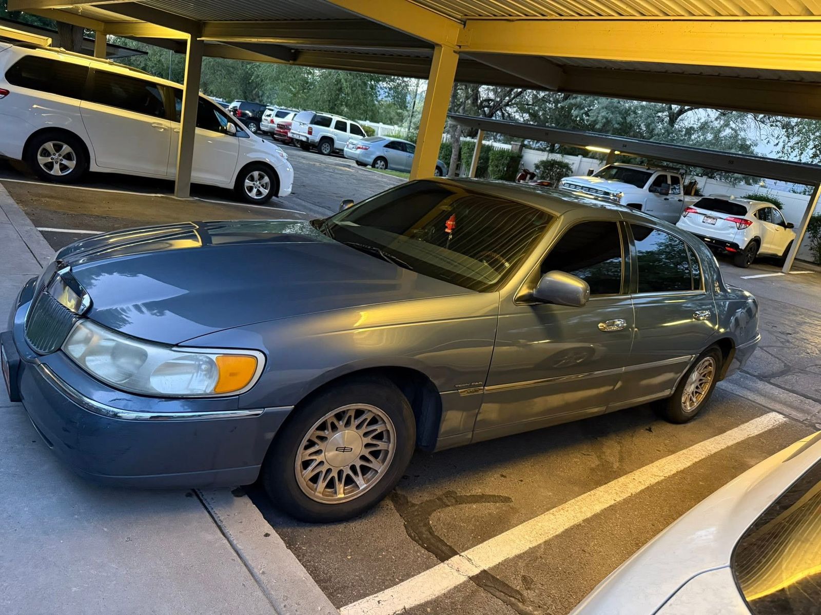 Lincoln town car 1999