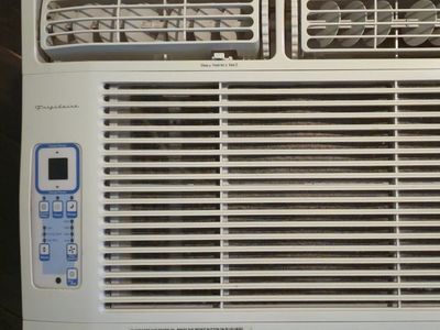 Frigidaire 10000 btu windows air conditioner