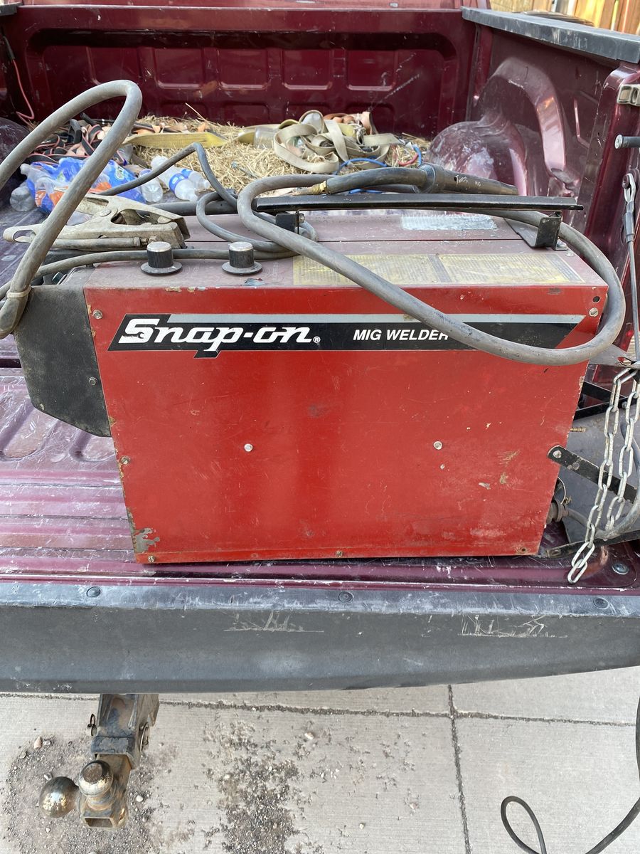 Snap-On mig welder