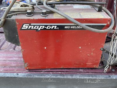 Snap-On mig welder