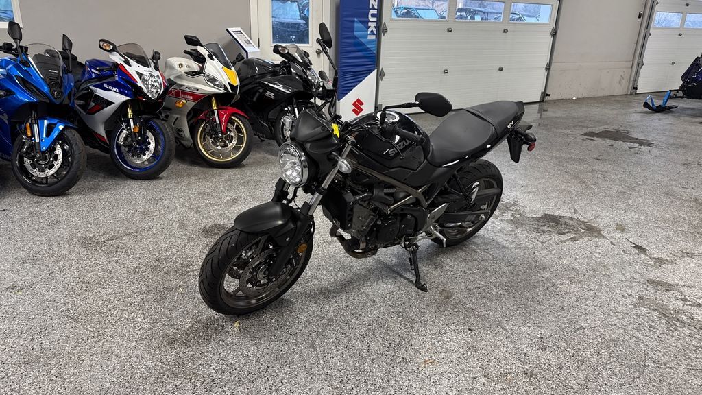 2024 Suzuki SV650 ABS