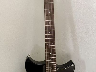 Yamaha Revstar RS502T Electric Guitar Black--Excellent Condition