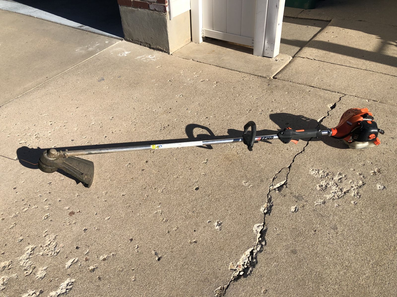 Echo SRM-225 Gas String Trimmer Weedeater 21.2cc