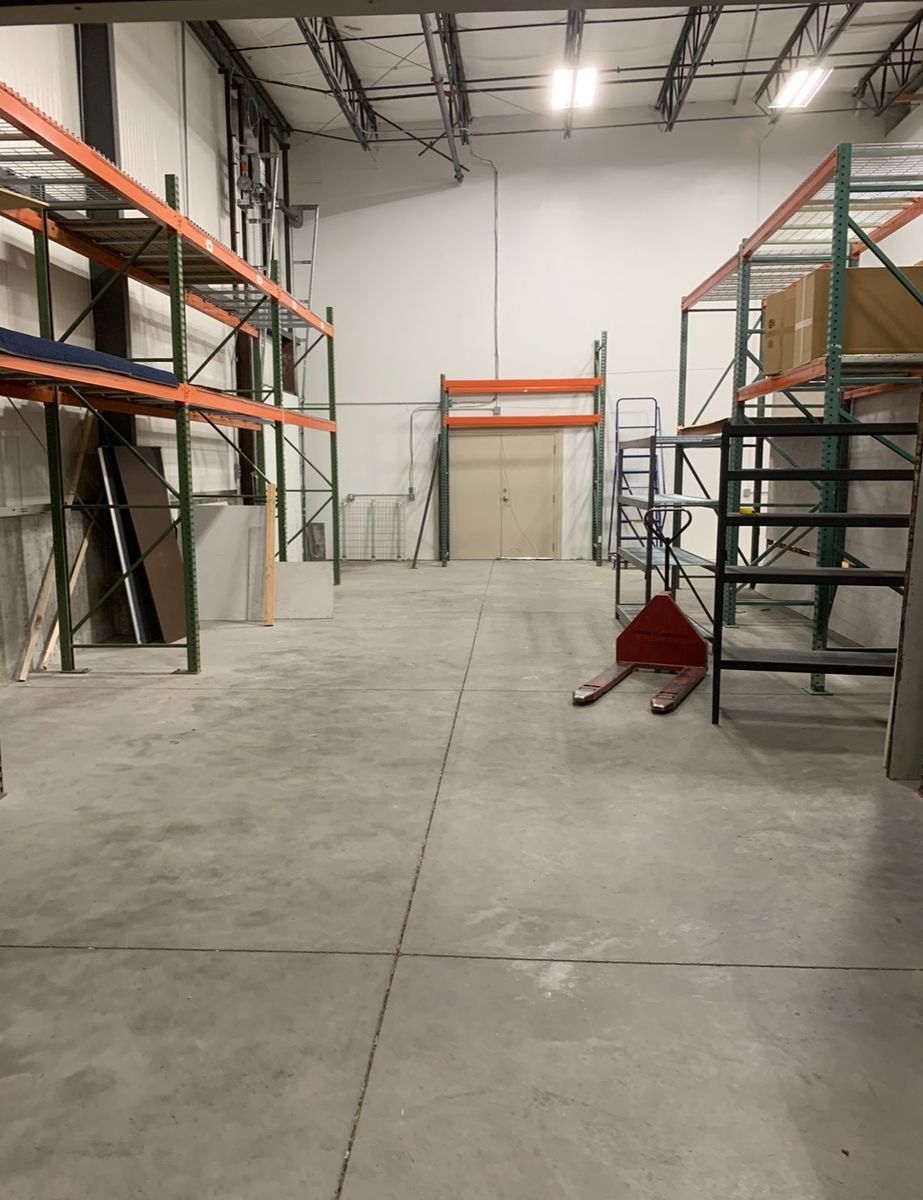 Orem Office Warehouse - 800 N Freeway