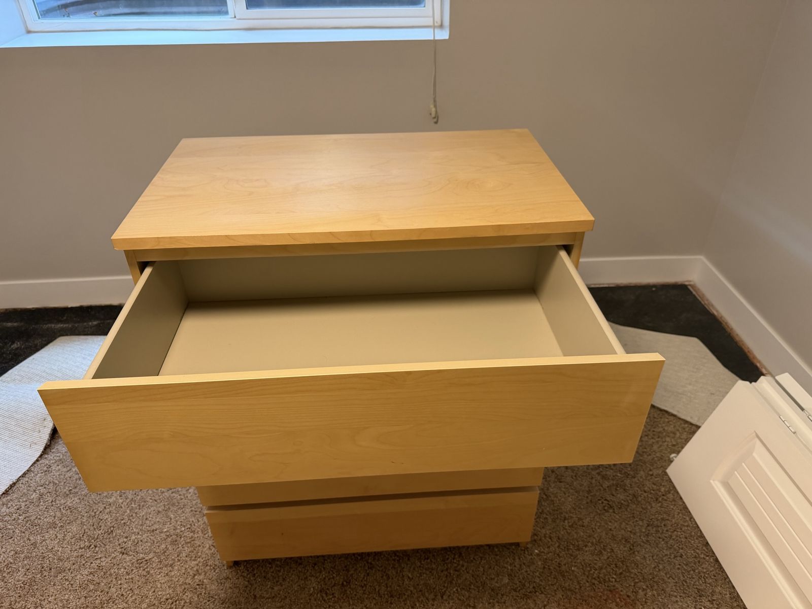 Main image 3