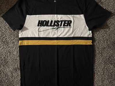 Hollister California Men's Black, White, Yellow Striped Short Sleeve T-Shirt Size M
