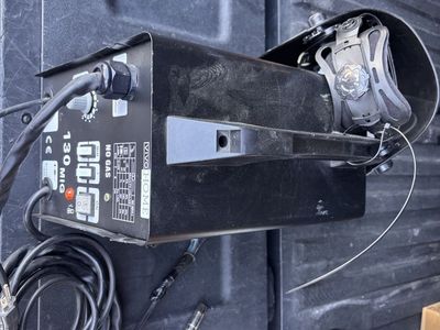 VIVOHOME MIG 130 Flux Core Wire Feed Welder Kit with Helmet