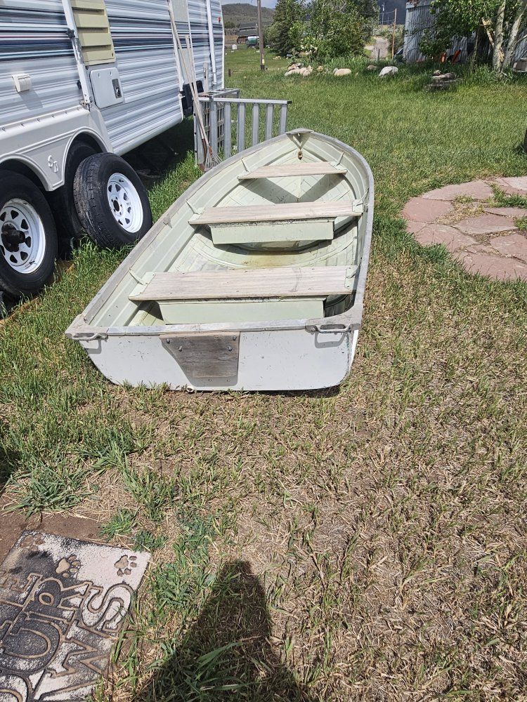Fishing boat