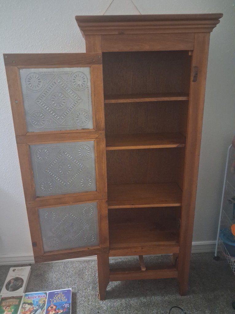 Main image 5