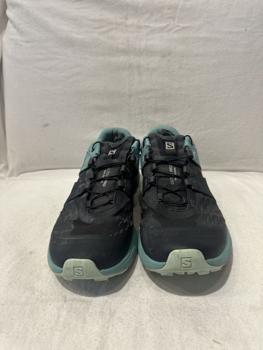 Salomon women’s size 9.5 Ultra Pro black/teal mesh trail shoes