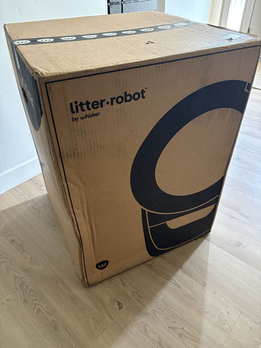 Litter-Robot 4 (UNOPENED BOX BRAND NEW)
