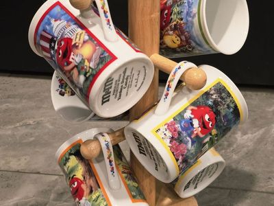 M&M's Collectible Mug set