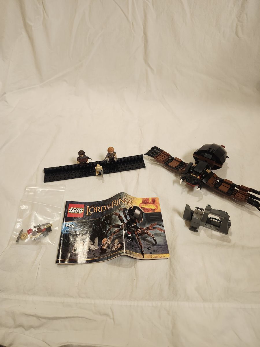 LEGO Lord of the Rings 9470 Shelob Attacks – 100% Complete w/ Instructions